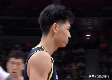 乐鱼体育官网入口-加盟广东首秀！崔永熙5中1得2分3板 单挑赵继伟后仰跳投+追身大帽