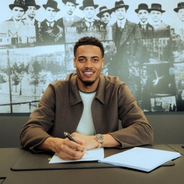 乐鱼体育官网入口-官方：多特与25岁中场菲利克斯·恩梅查续约至2030年6月30日