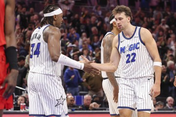 乐鱼体育官网入口-NBA彩经：湖人小胜爵士 快船击退勇士 开拓者大胜国王掌握主动